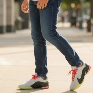 NWOB Men's Nike LeBron 22 Crown Jewel Lebron James Basketball Sneakers Size 14